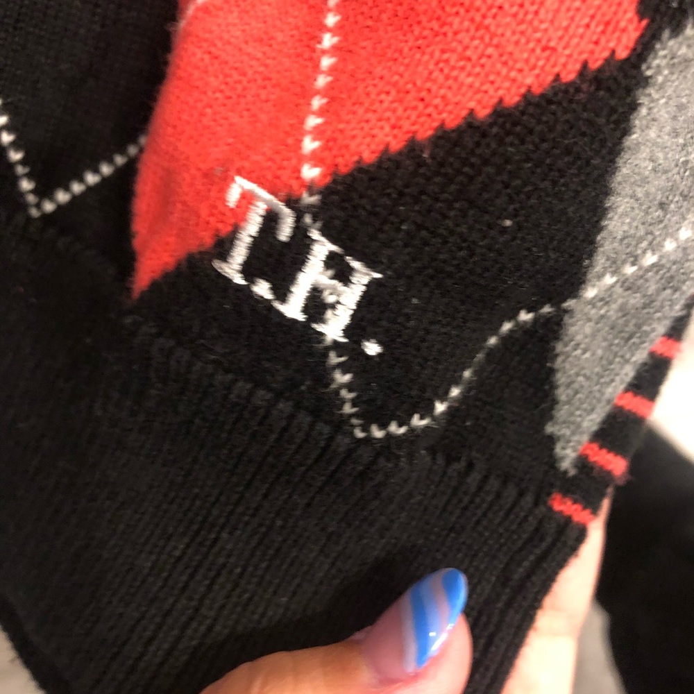 TommyHilfigerSweaterVestCoralBlackMediumChevron - Picture 4 of 4